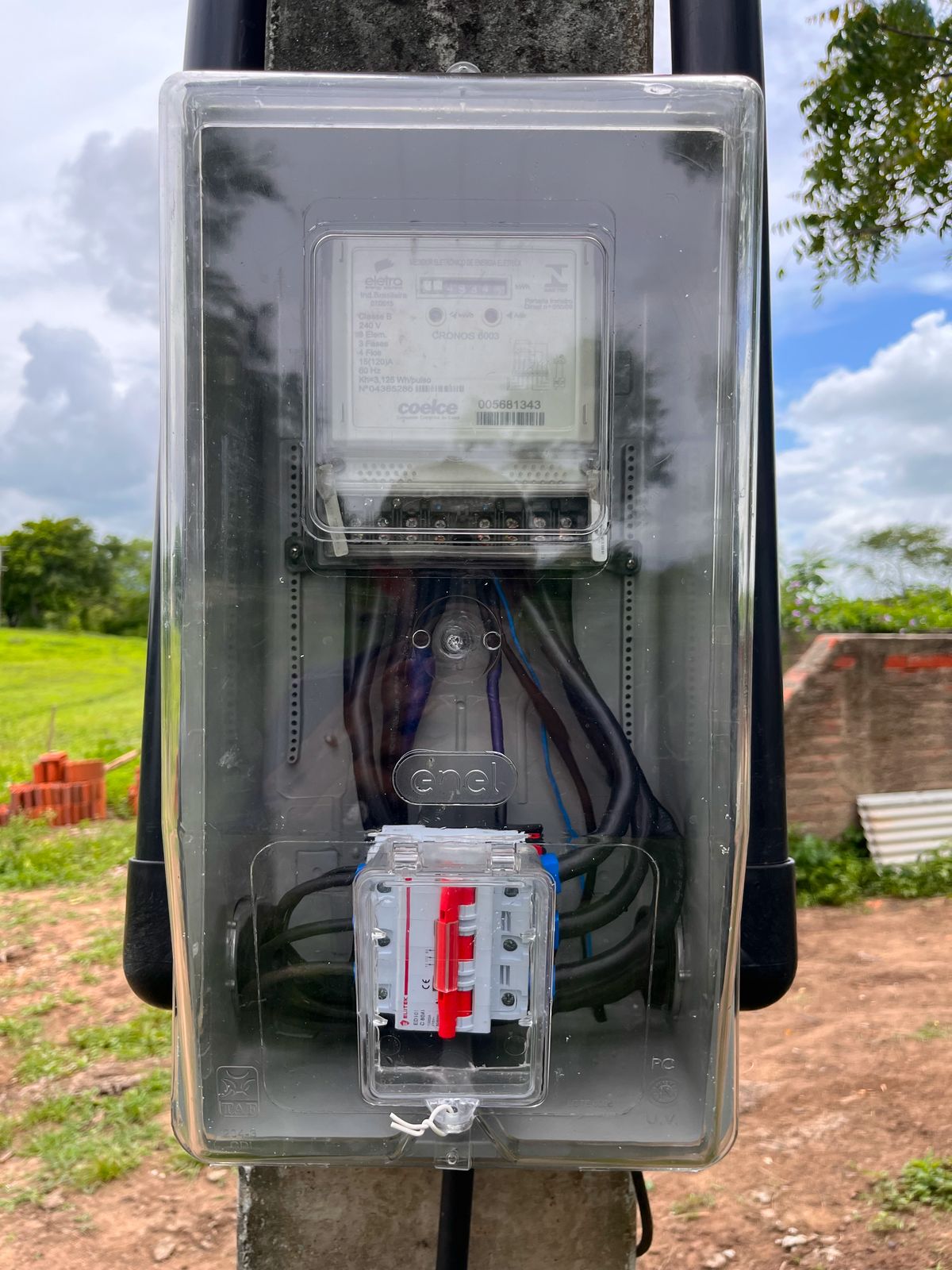 Serviço elétrico realizado pela Virto Elétrica